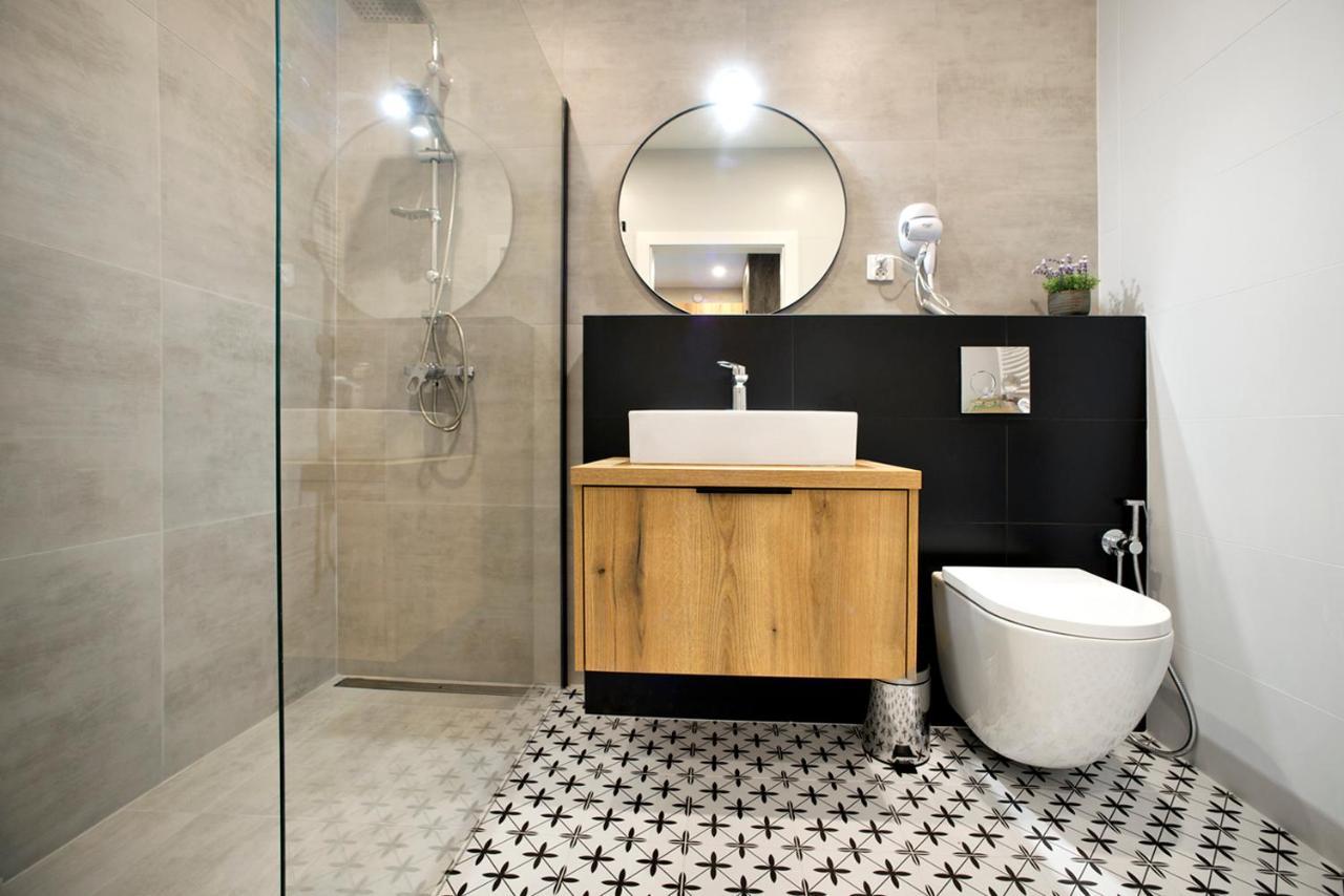 Komputerowa Serviced Apartments By P&O วอร์ซอ ภายนอก รูปภาพ